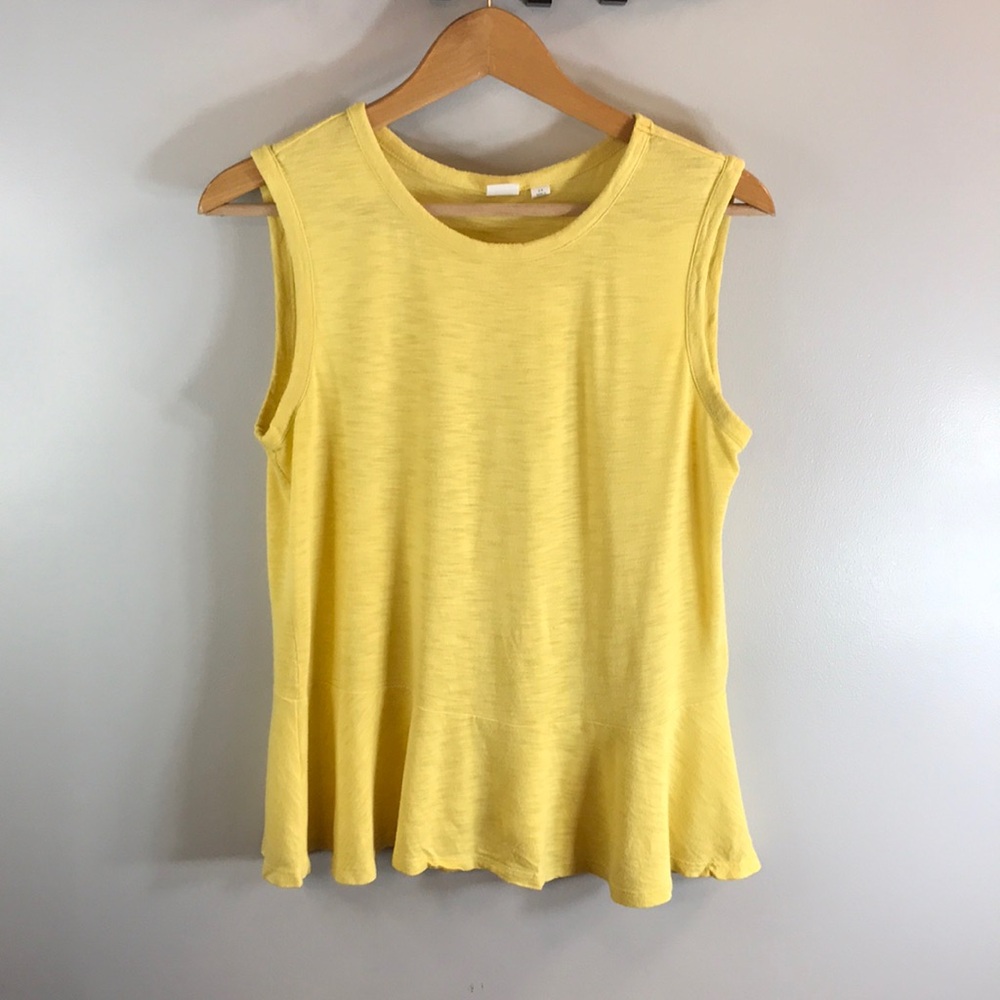 Gap Peplum Style Sleeveless Shirt Size Small